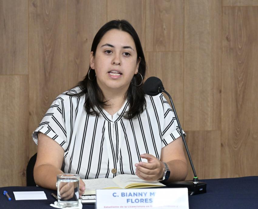 Prensa escrita debe modificar sus políticas para dar más voz a mujeres