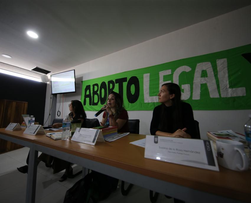Exhortan a legislar despenalización del aborto