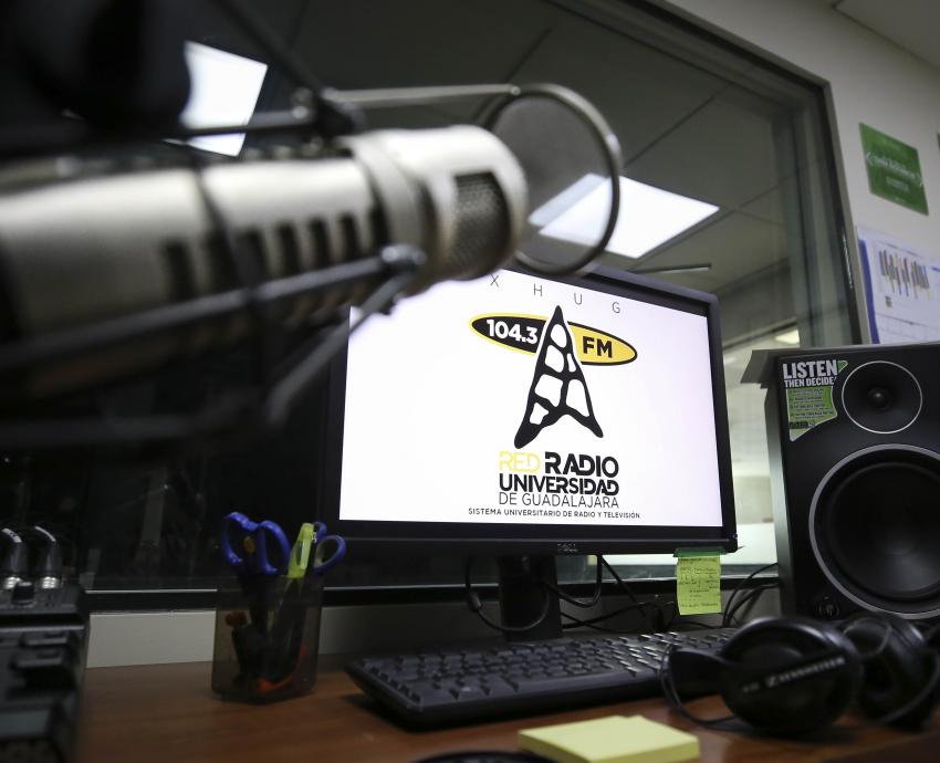 Radio UdeG estrena programas, podcasts y cambios de horarios