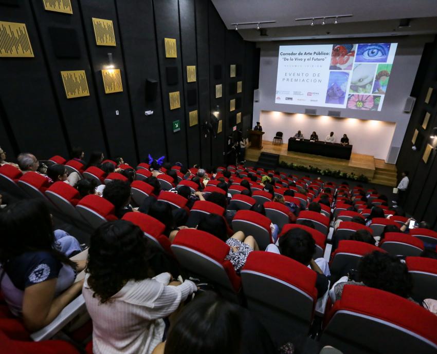 Premian a ganadores de la segunda edición del Concurso Corredor de Arte Público “De lo vivo y el futuro”