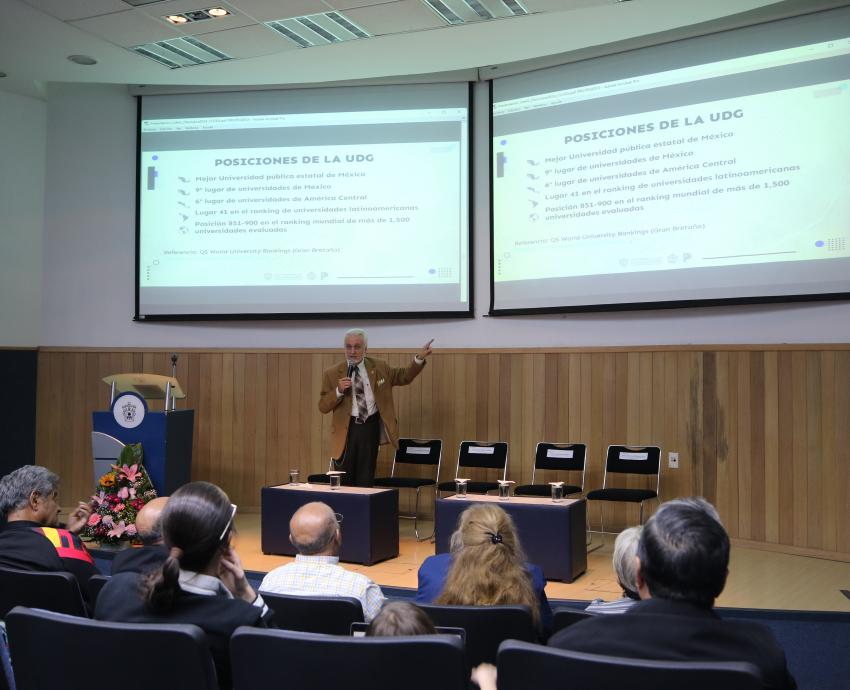 Rememoran jubilados momentos históricos revolucionarios de la UdeG