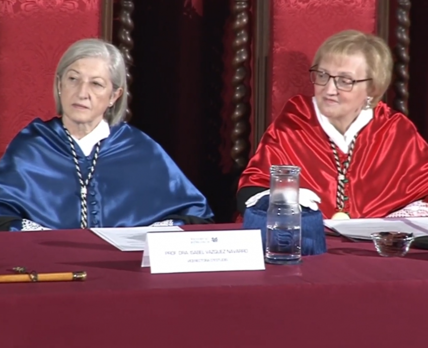 Recibe Ricardo Villanueva Doctorado “Honoris causa” por la Universidad de Valencia, España
