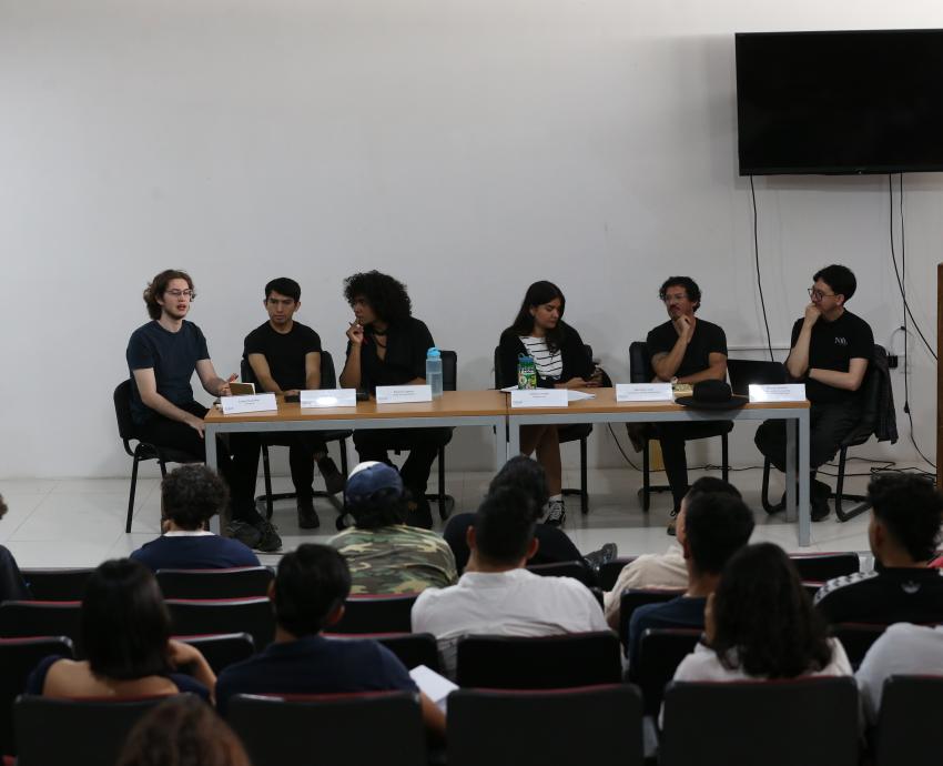 Discuten en CUCSH sobre la inaccesibilidad de la vivienda para los jóvenes