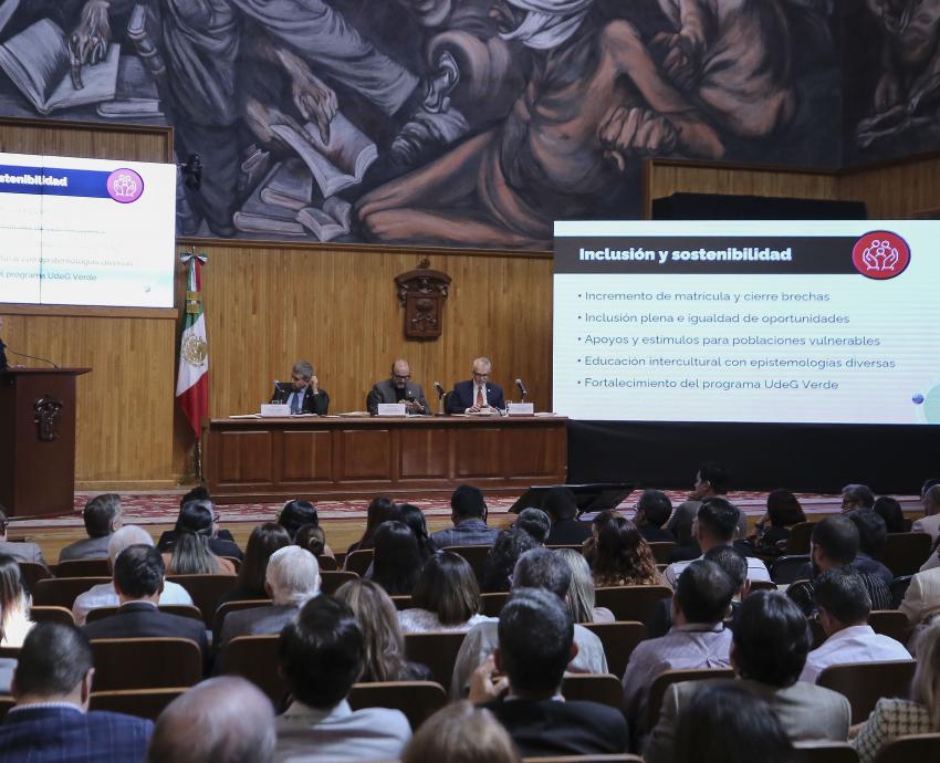Presenta doctor Carlos Iván Moreno Arellano plan de trabajo ante el CGU