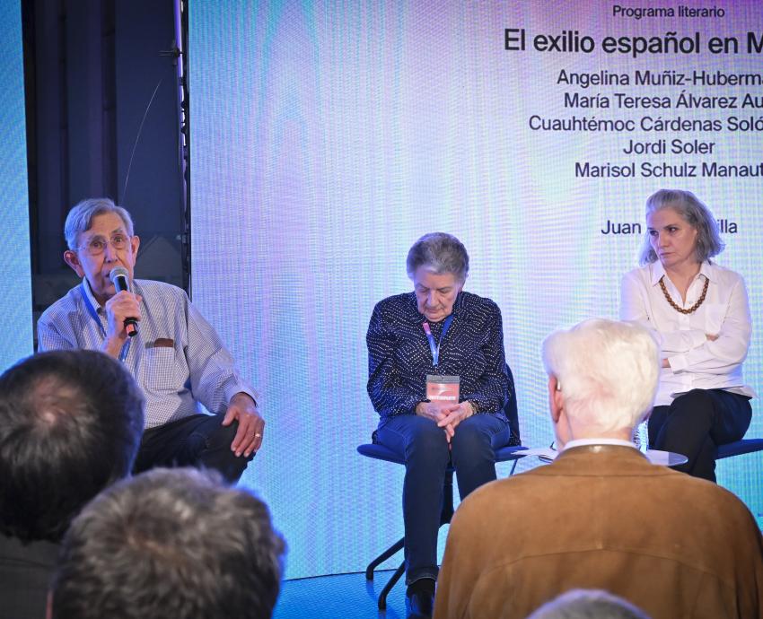 El Pabellón FIL fue sede de reflexiones en torno al exilio español