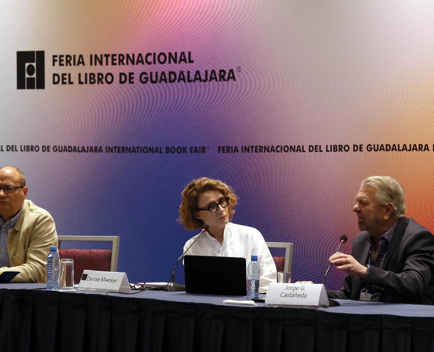 “2000: La promesa de la transición y la crisis de la democracia”