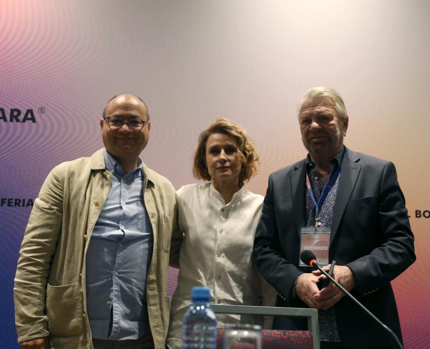 “2000: La promesa de la transición y la crisis de la democracia”