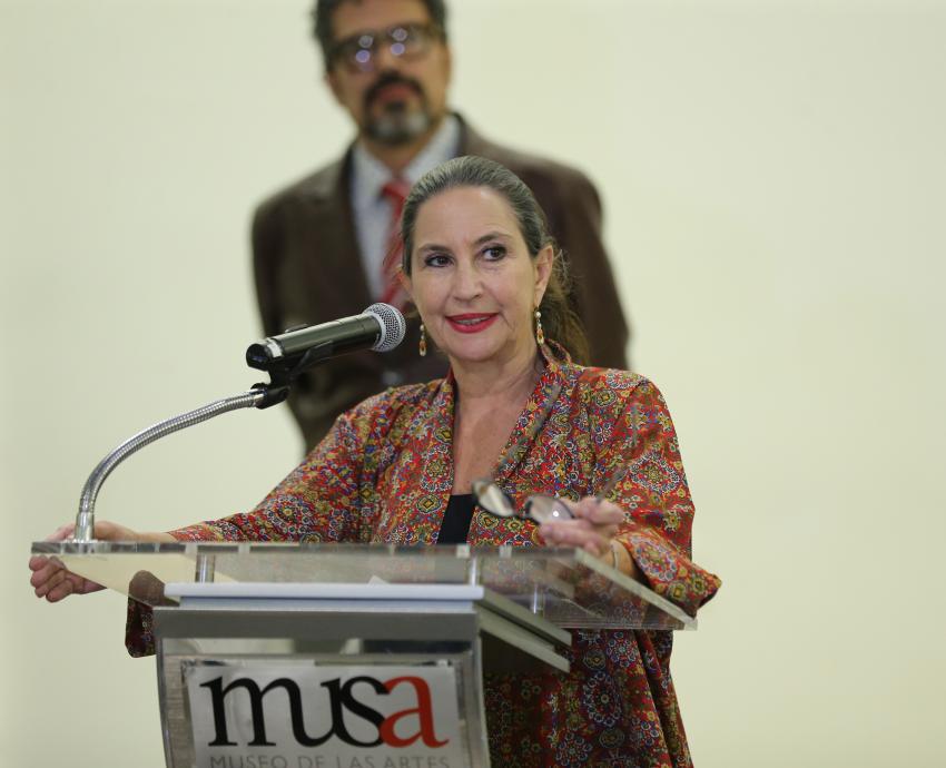 Rótulos, picardía y colores en el MUSA con “Sensacional de diseño mexicano”