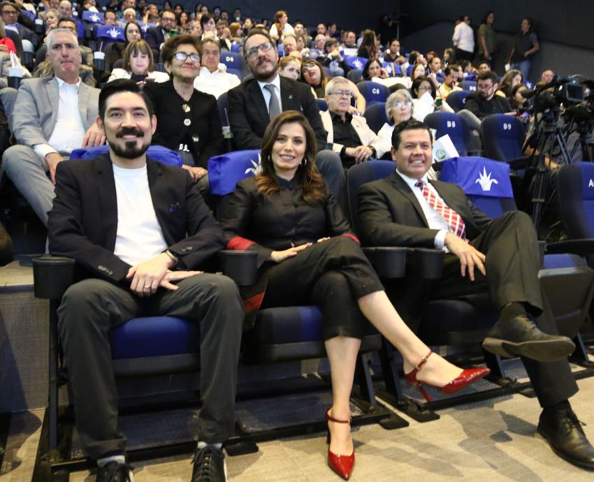 Con nueva programación, Canal 44 celebra su 14 aniversario