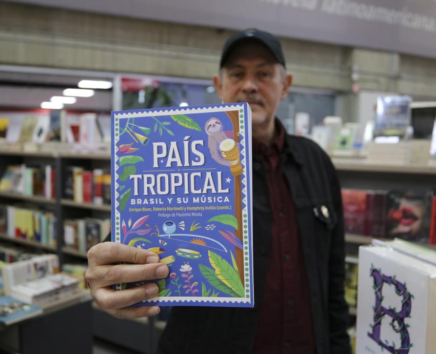 Presentan el libro “País tropical: Brasil y su música” en FIM GDL 2025
