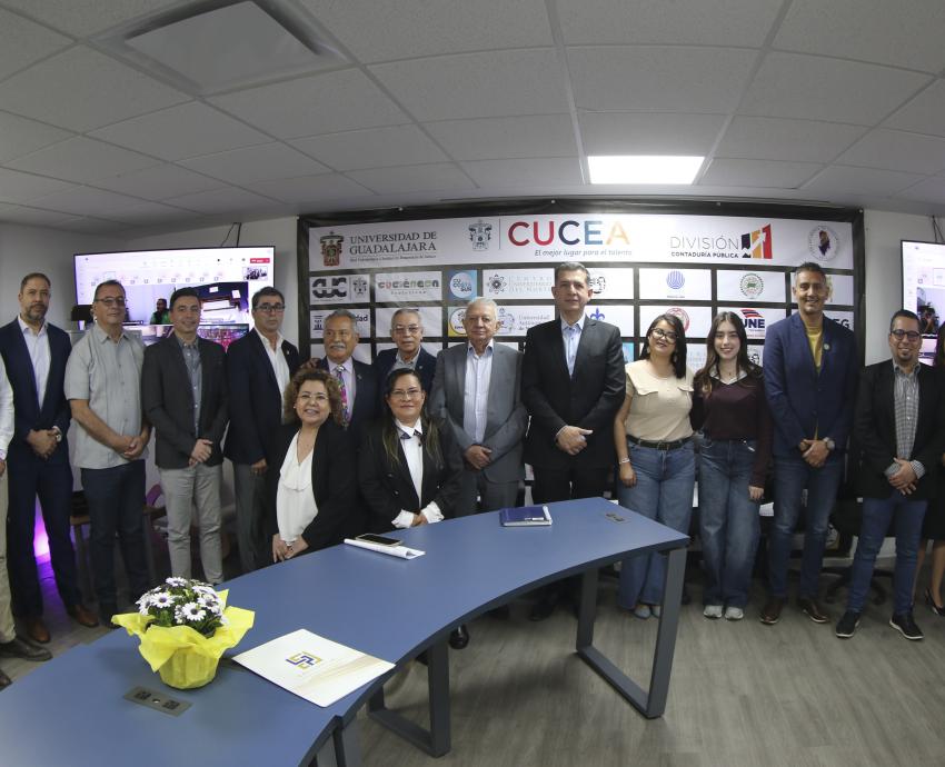 Inauguran “Aula Smart” en CUCEA