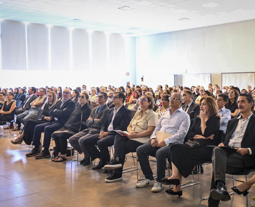 Rinden homenaje póstumo al maestro, académico y escritor Arturo Verduzco