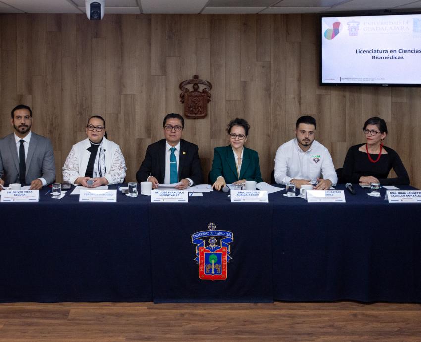 Abren inscripción a licenciatura en Ciencias biomédicas en CUCS y CUCBA