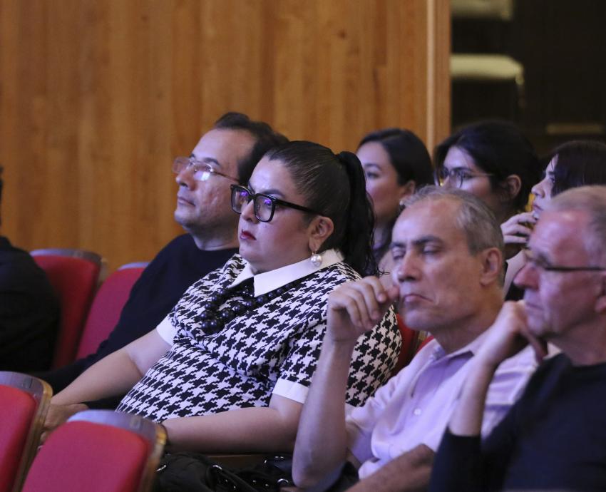 Construir el conocimiento en diálogo, la apuesta por la horizontalidad de Sarah Corona Berkin