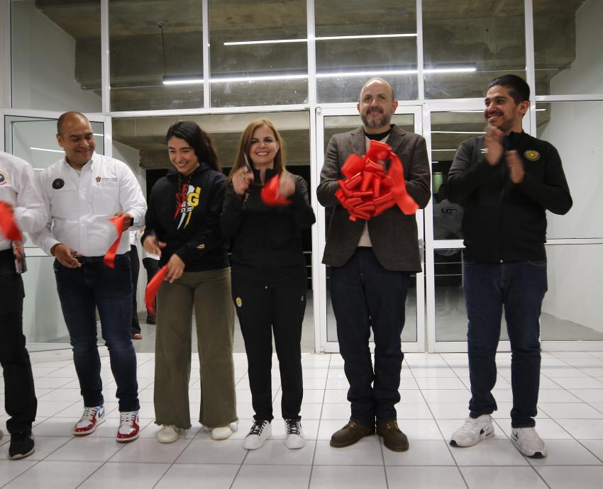 Concluye Villanueva Lomelí e inicia su gestión Karla Planter, con inauguración de obras del Complejo Deportivo Universitario