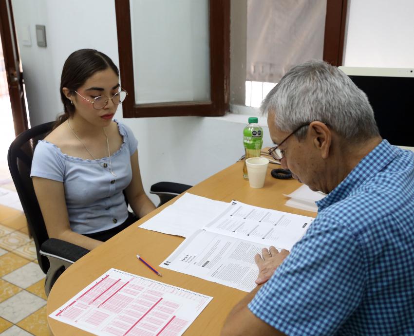 Aplica UdeG examen para aspirantes en situación de discapacidad 