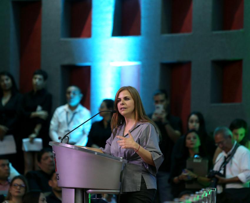 Rinde protesta doctor Eduardo Gómez Sánchez como nuevo Rector del CUCS