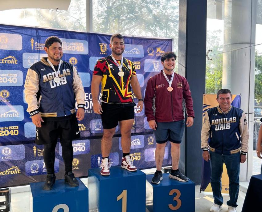 Suma UdeG 30 medallas en levantamiento de pesas y karate