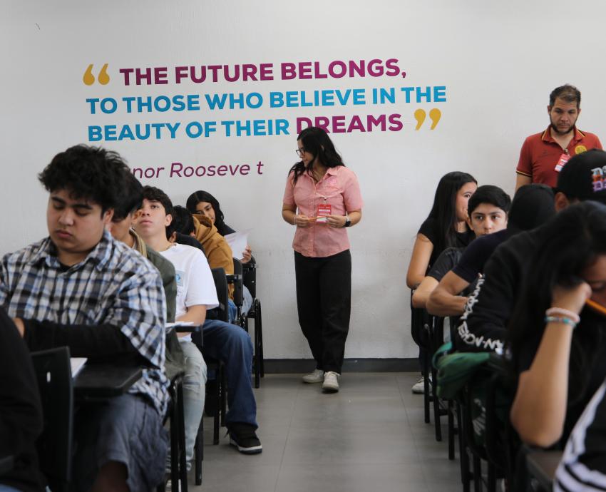 Presentan examen de admisión 38 mil 146 aspirantes a bachilleratos de la UdeG