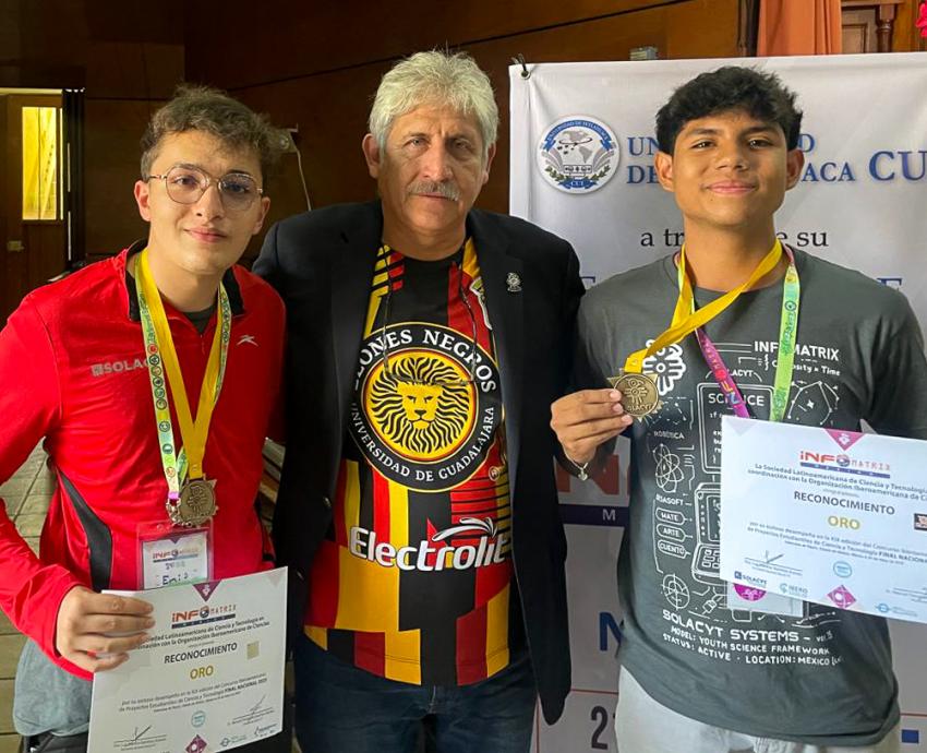 Ganan estudiantes de la Preparatoria de Jocotepec medalla de oro en Infomatrix 2025