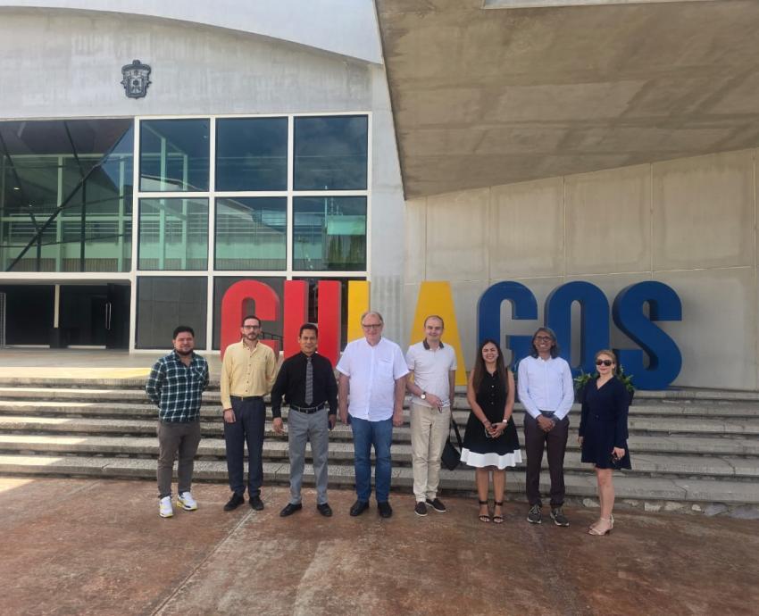Visita a la UdeG una comitiva de la Daugavpils University, de Letonia