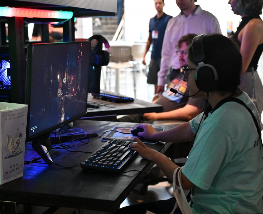 Videojuegos, amplio formato para contar historias profundas