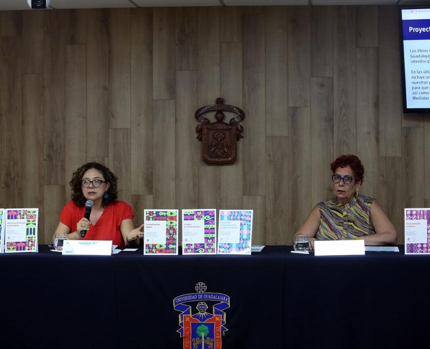 Presentan nuevos libros de texto para bachilleres de la UdeG, enfocados a mejorar su vida diaria 