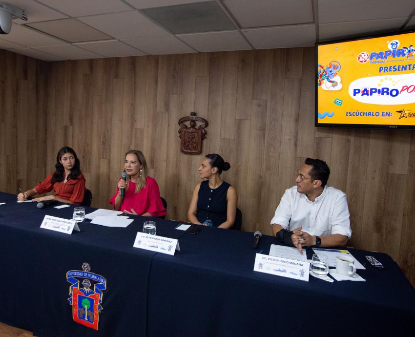 Presentan Papiropodcast, un espacio hecho para niñas, niños y jóvenes