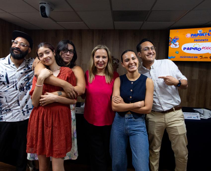 Presentan Papiropodcast, un espacio hecho para niñas, niños y jóvenes