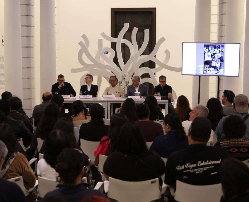 Pedro Valtierra: fotógrafo de mitos, belleza, conflictos y desigualdades