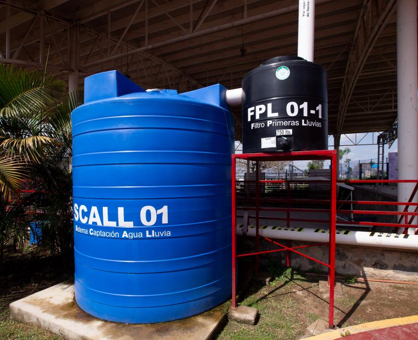 Ahorran hasta 120 mil litros de agua con sistema de captación de lluvia en Prepa 19