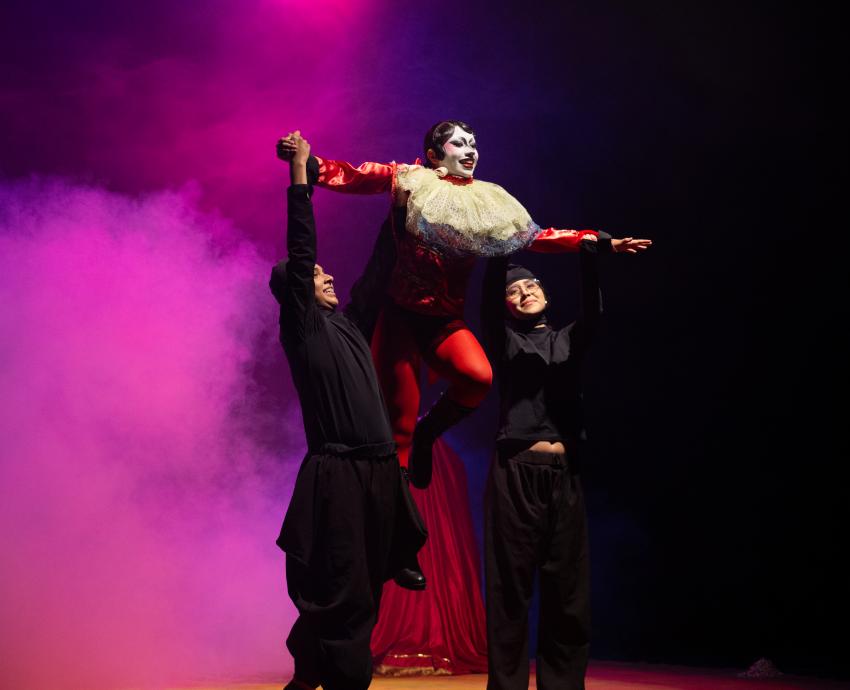 Clasifica grupo de dramaturgia de la Prepa 10 a final del Festival Internacional de Teatro Universitario UNAM