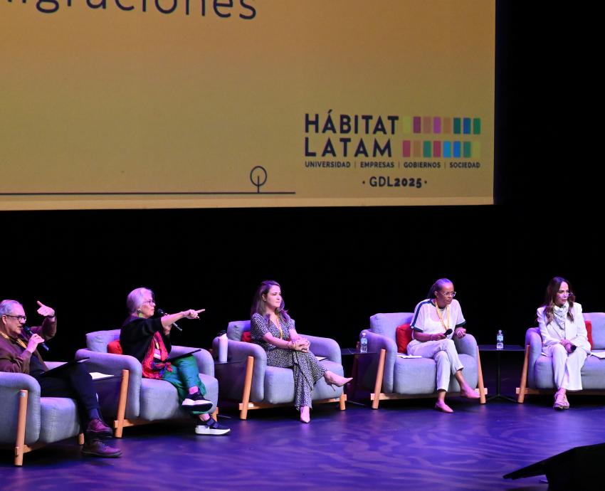 Dialogan sobre identidad, género y migración en Hábitat Latam 2025 