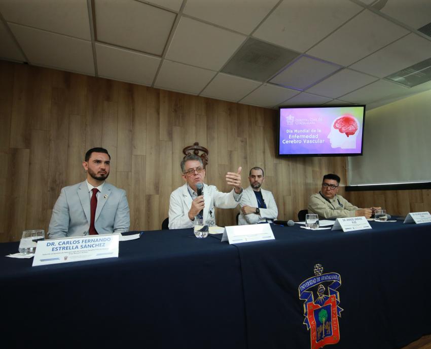 Especialistas piden actuar antes de 4.5 horas ante un accidente cerebro vascular