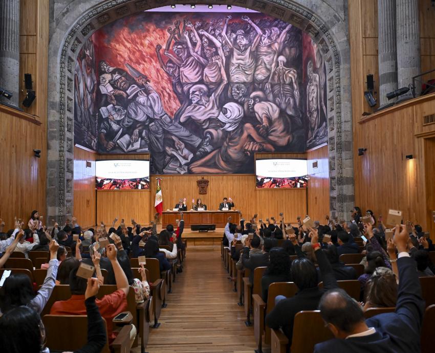 UdeG otorgará doctorado “Honoris causa” al cantante Joan Manuel Serrat