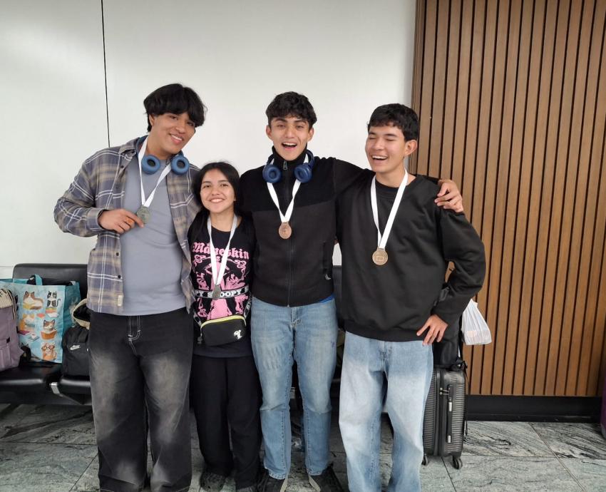 Estudiantes de preparatorias de UdeG ganan medallas en XXXV Olimpiada Nacional de Biología