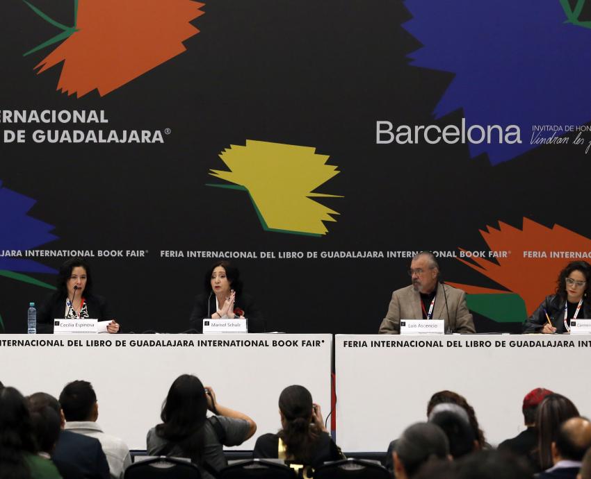 El bibliotecario en FIL Guadalajara: el artífice de páginas en refugio