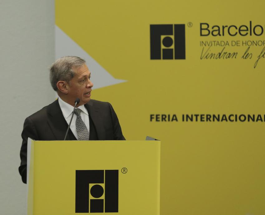 FIL otorga el Homenaje al Mérito Editorial a la Asociación de Editoriales Universitarias de América Latina y el Caribe