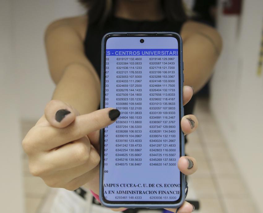 Admisión histórica: UdeG admite a 17 mil 939 aspirantes a licenciatura para el calendario 2026-A