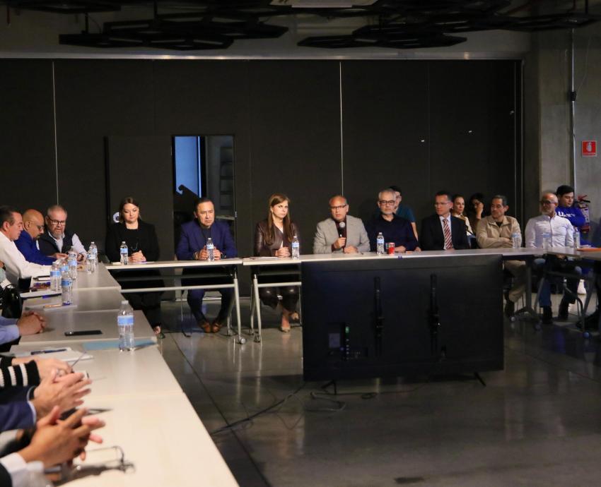 Refuerza UdeG y SSJ campaña de vacunación contra sarampión