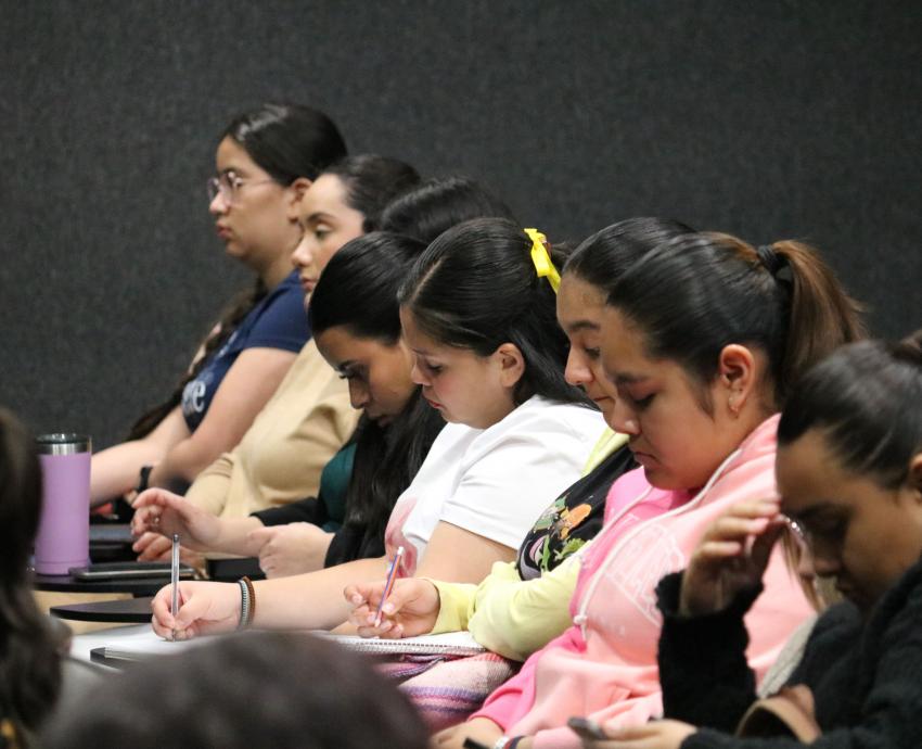 Con curso, buscar prevenir y visibilizar el acoso y hostigamiento en CULagos