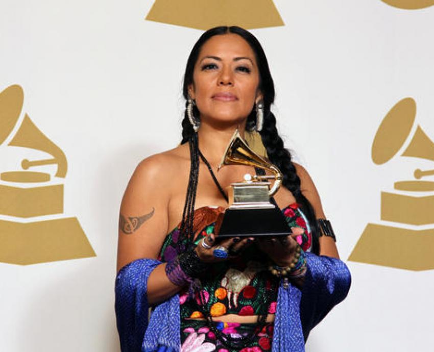 Enrique Bunbury, uno de los protagonistas en las actividades del Festival Internacional de la Música 2026