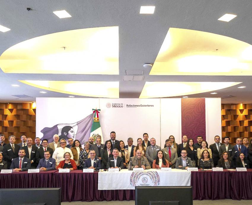 University of Guadalajara Foundation acerca la educación a mexicanos en el exterior mediante CIESDEMEX