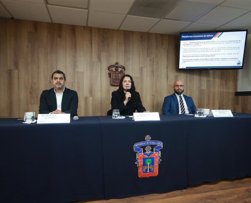 Sector informal, el más afectado con reducción de jornada laboral, advierten especialistas del CUCEA