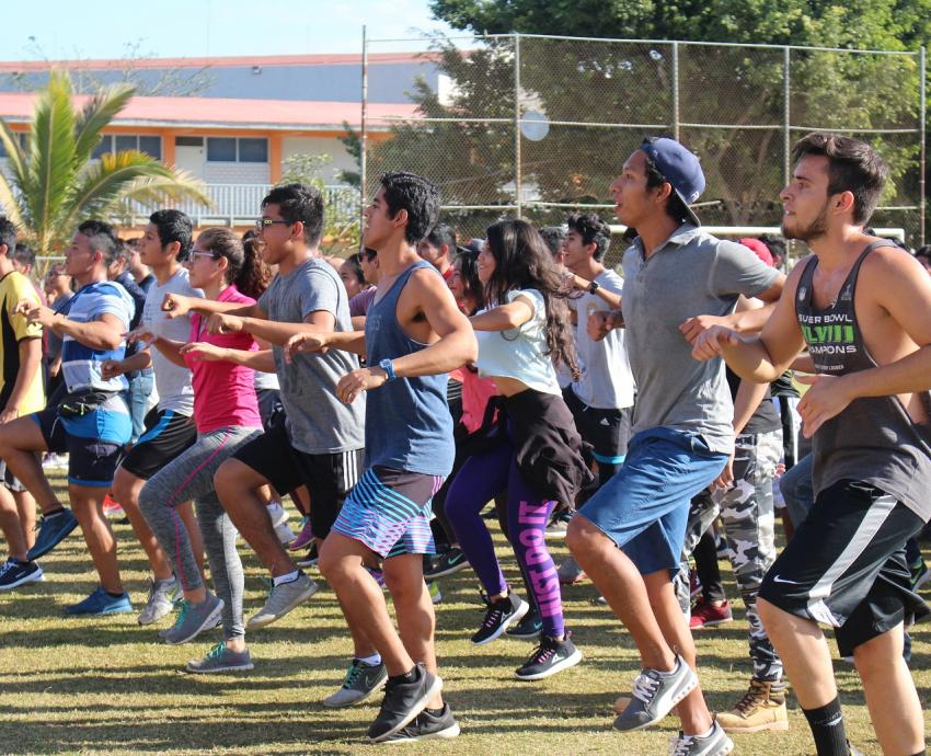 Celebran 13 años de la licenciatura en Cultura física y deportes del CUCosta