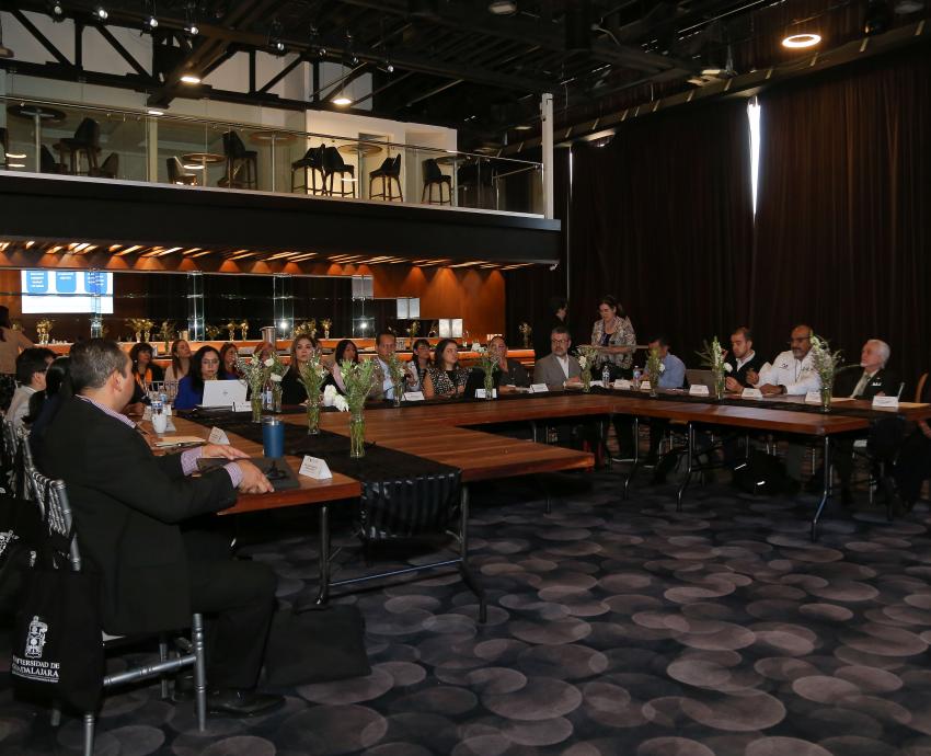 Recibe UdeG a representantes de la Red de Gestión de Calidad y Mejora Continua de la ANUIES