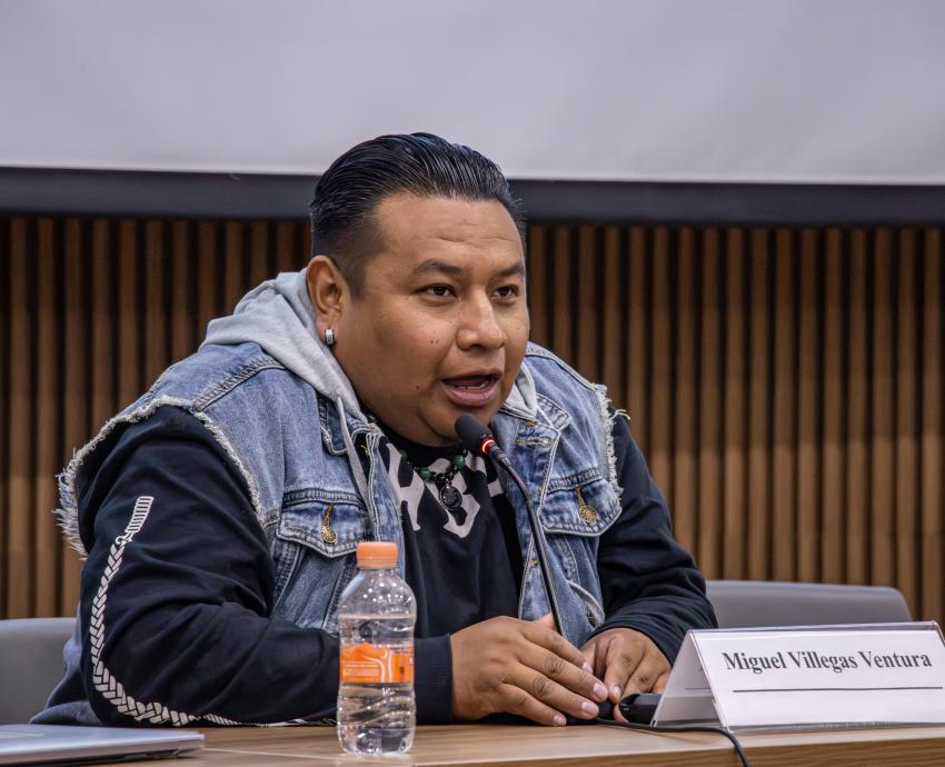 Una Isu: el rapero trilingüe que une luchas a través de las lenguas originarias