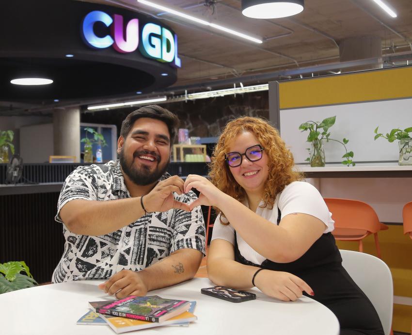 Estudiantes del CUGuadalajara trabajan en plataforma para cuidar la salud mental con IA