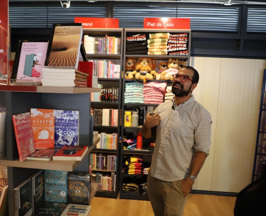 Inauguran Cafebrería Carlos Fuentes en Ocotlán