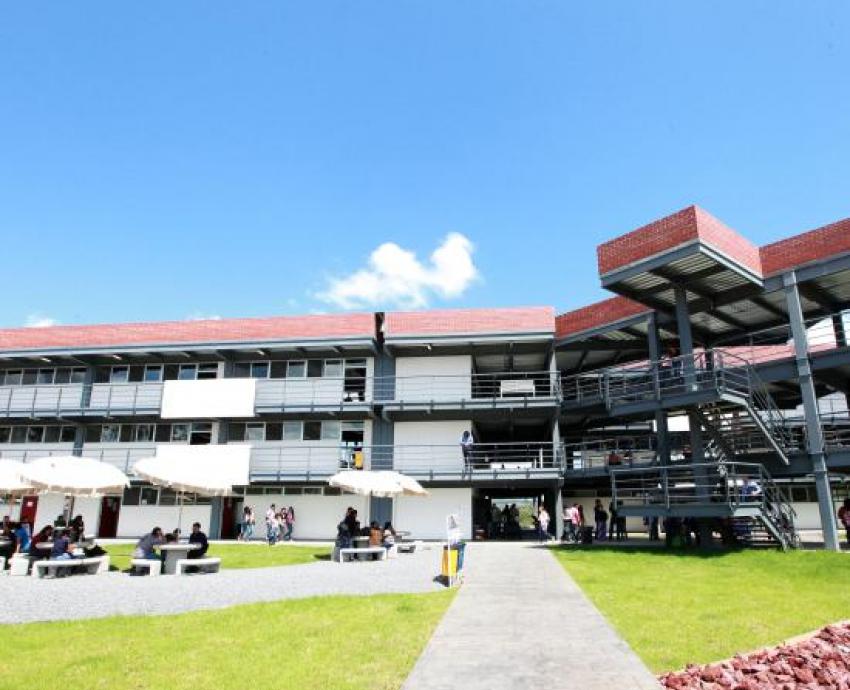 Recibe CUTonalá distintivo de Responsabilidad social universitaria de ANFECA